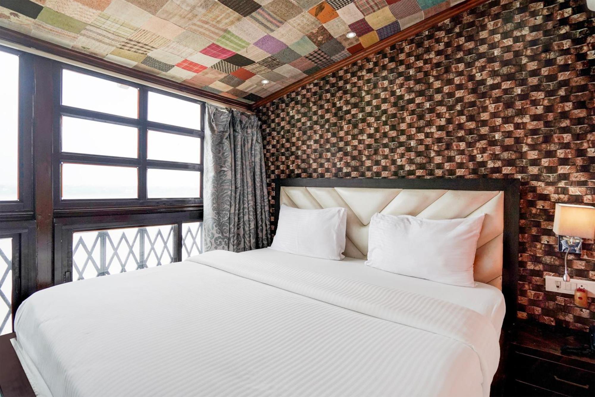Palette Heritage Scindia Ghat พาราณสี ภายนอก รูปภาพ